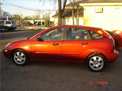 Used Ford Focus 2002 : $4975