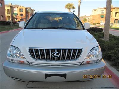 Used Lexus RX300 2001 : $9850
