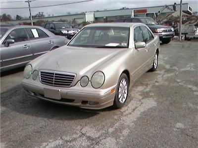 Used Mercedes-Benz EClass 2000 : $10495