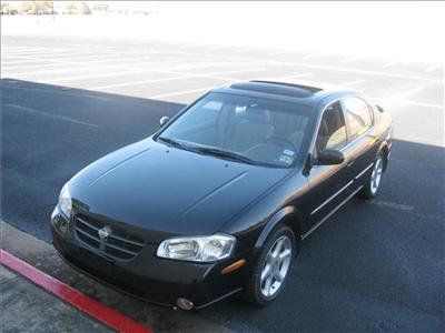 Used Nissan Maxima 2000 : $4995