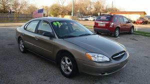 Used Ford Taurus 2004 : $3999