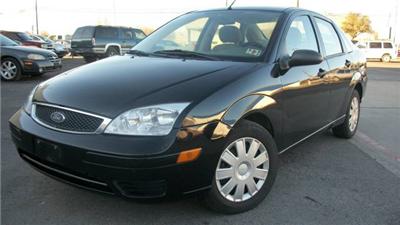 Used Ford Focus 2005 : $4995