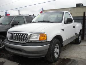 Used Ford F150Heritage 2004 : $5995