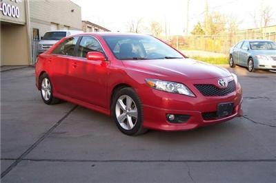Used Toyota Camry 2010 : $15475