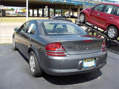 Used Dodge Stratus 2005 : $0