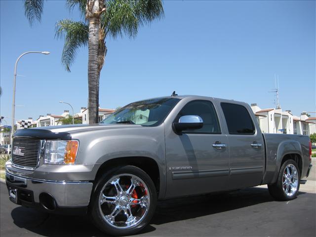 Used GMC Sierra 2007 : $22984