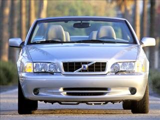Used Volvo C70 2004 : $7900