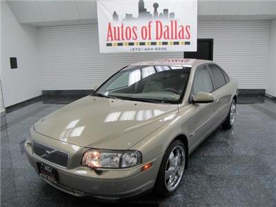 Used Volvo S80 2003 : $9750
