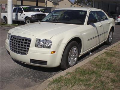 Used Chrysler 300 2008 : $14975