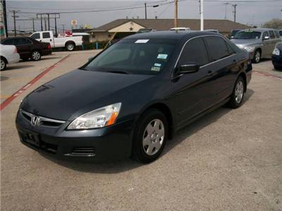 Used Honda Accord 2006 : $10995