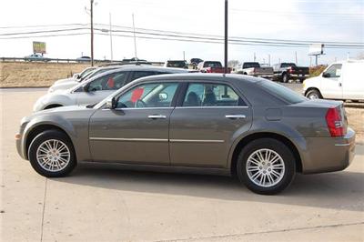 Used Chrysler 300 2010 : $18995