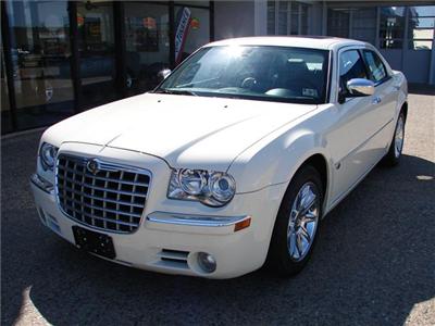 Used Chrysler 300C 2006 : $0
