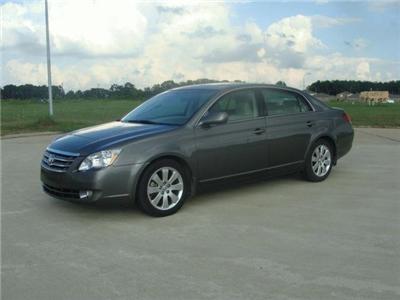 Used Toyota Avalon 2007 : $13995