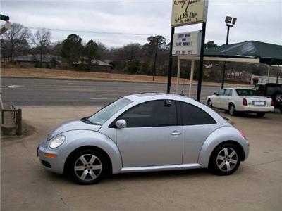 Used Volkswagen NewBeetle 2006 : $9995