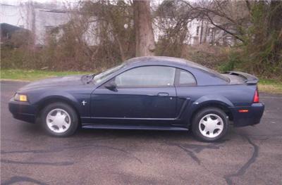 Used Ford Mustang 2001 : $4895