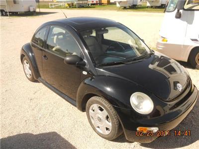 Used Volkswagen NewBeetle 2001 : $5999