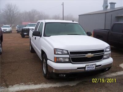 Used Chevrolet Silverado 2006 : $13900
