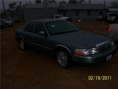 Used Mercury GrandMarquis 2005 : $10500