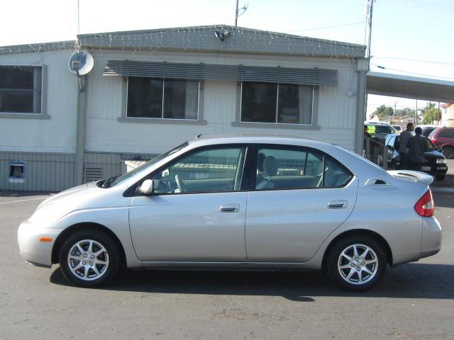 Used Toyota Prius 2001 : $6500