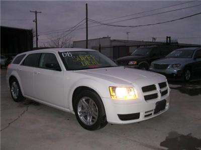 New Dodge Magnum 2008 : $9600