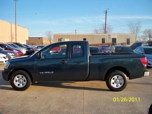 Used Nissan Titan 2006 : $11900