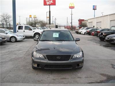 Used Lexus IS300 2003 : $9900