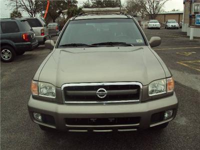 Used Nissan Pathfinder 2003 : $9700