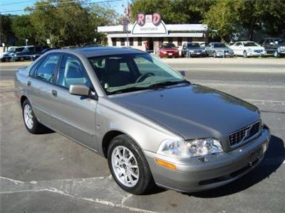 Used Volvo S40 2004 : $9950