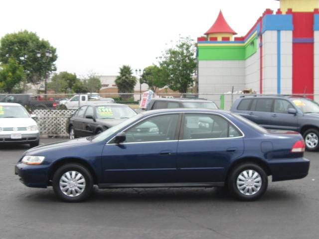 Used Honda Accord 2002 : $7995