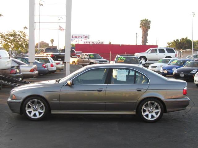 Used BMW 5 series 2002 : $10995