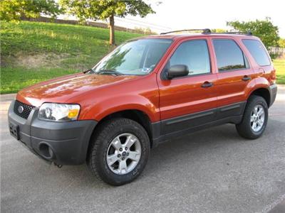 Used Ford Escape 2006 : $9890