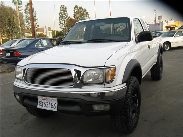 Used Toyota Tacoma 2004 : $11995
