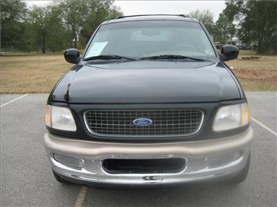 Used Ford Expedition 2001 : $8995