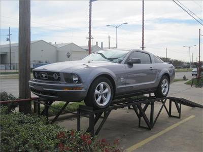 Used Ford Mustang 2007 : $13999