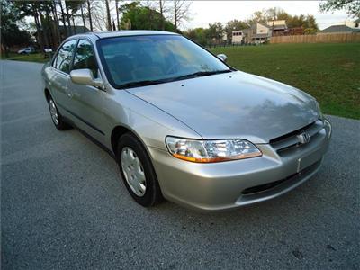 Used Honda Accord 1999 : $5995