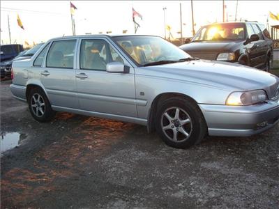 Used Volvo S70 2000 : $3800