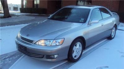 Used Lexus ES300 2000 : $6999