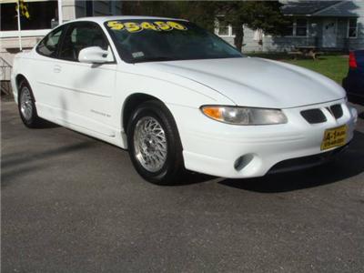 Used Pontiac GrandPrix 2000 : $4500