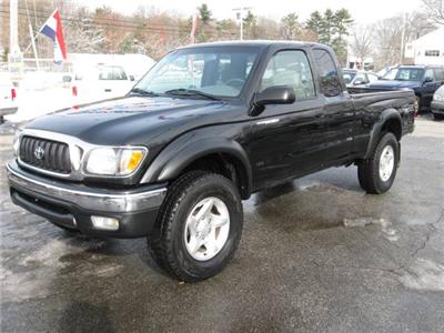 Used Toyota Tacoma 2004 : $11995