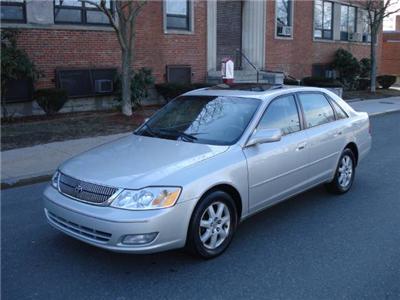 Used Toyota Avalon 2001 : $6950