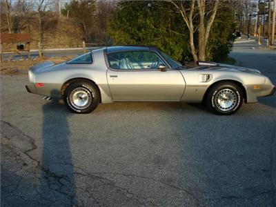 Used Pontiac Firebird 1979 : $39900