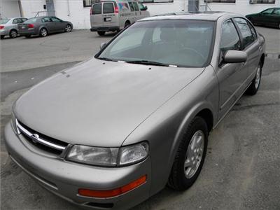 Used Nissan Maxima 1999 : $2800