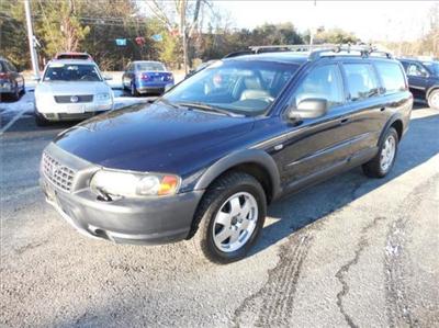 Used Volvo V70 2002 : $7995