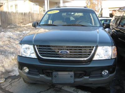 Used Ford Explorer 2002 : $7900