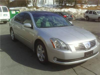 Used Nissan Maxima 2004 : $10995
