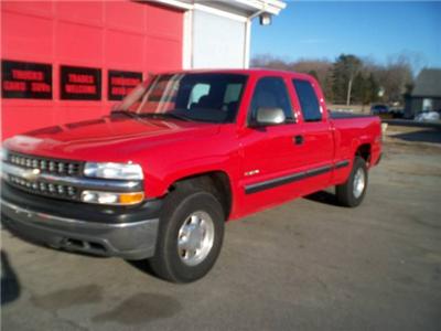 Used Chevrolet Silverado 2001 : $7995