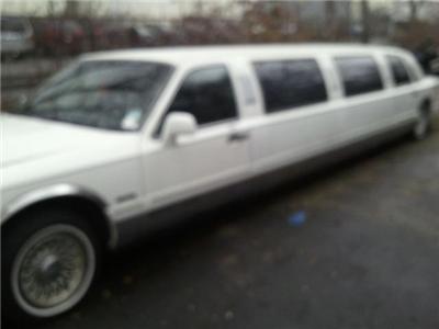 Used Lincoln TownCar 1997 : $5995