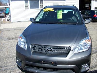 Used Toyota Matrix 2006 : $9995