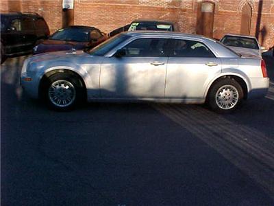 Used Chrysler 300 2008 : $13900