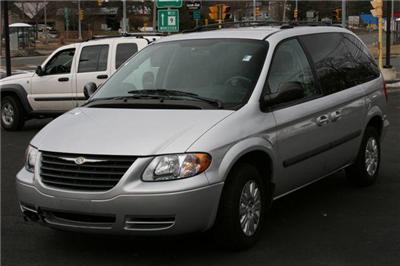Used Chrysler TownCountry 2006 : $7495